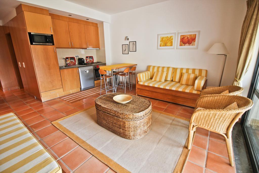 Apartamento T1 Em Lagos Com Piscina E Garagem Buitenkant foto